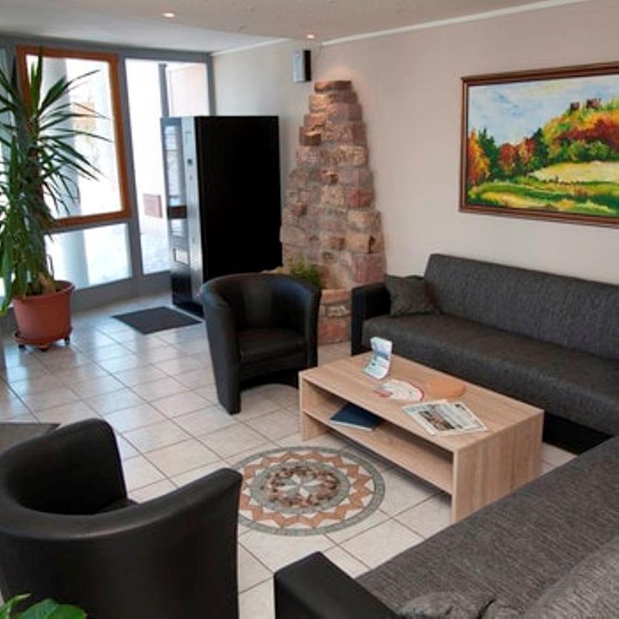 Rhoen Panorama Hostel Poppenhausen Zewnętrze zdjęcie